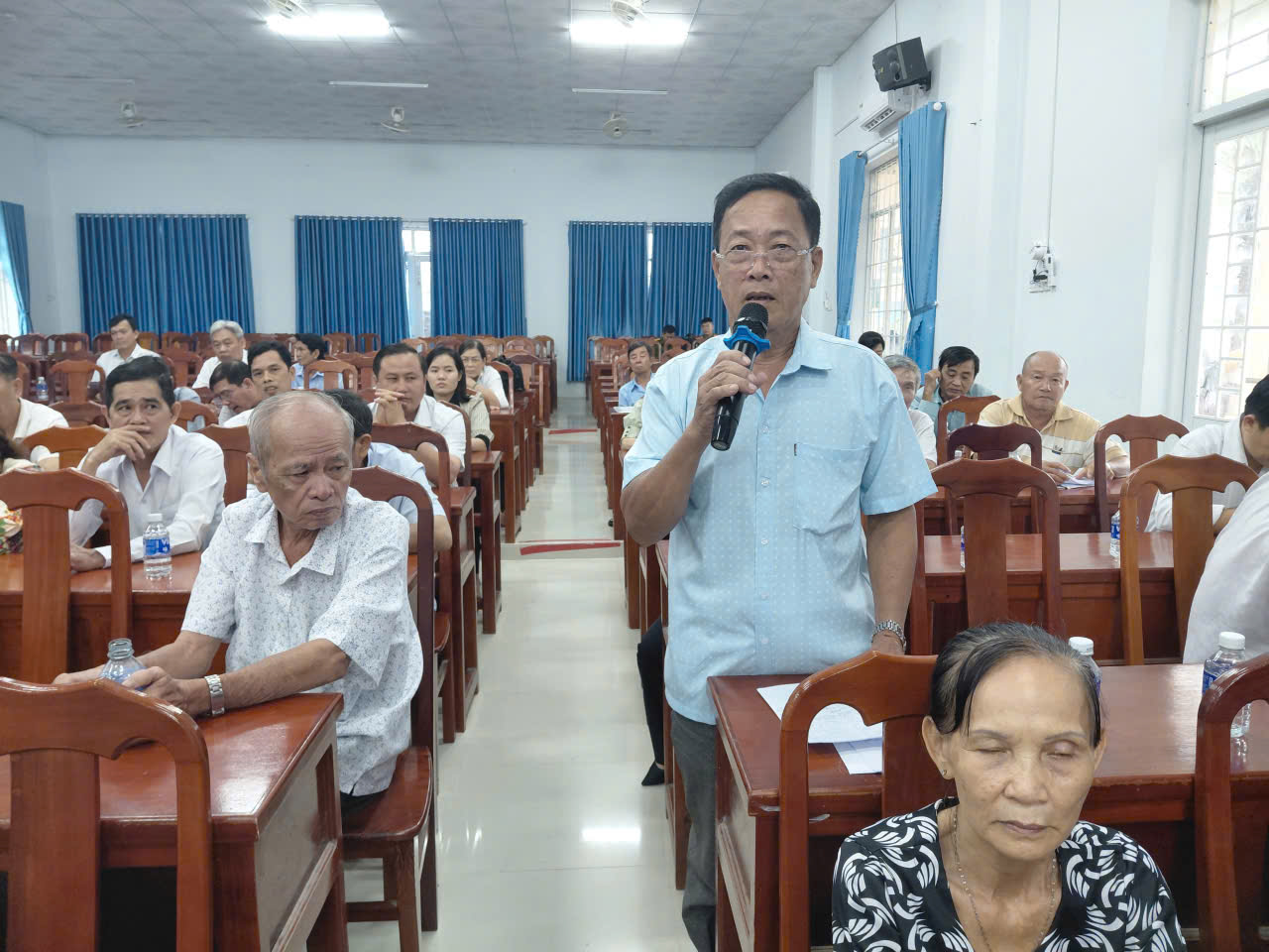 Đại biểu HĐND tỉnh Vĩnh Long tiếp xúc cử tri xã Nhị Long