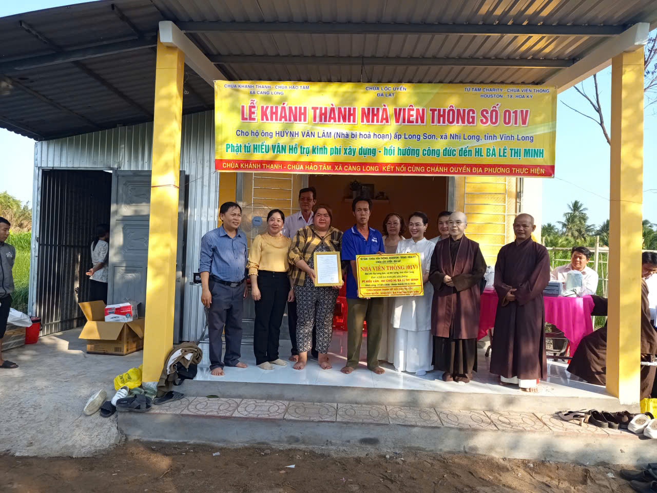 Xã Nhị Long Bàn giao nhà tình thương