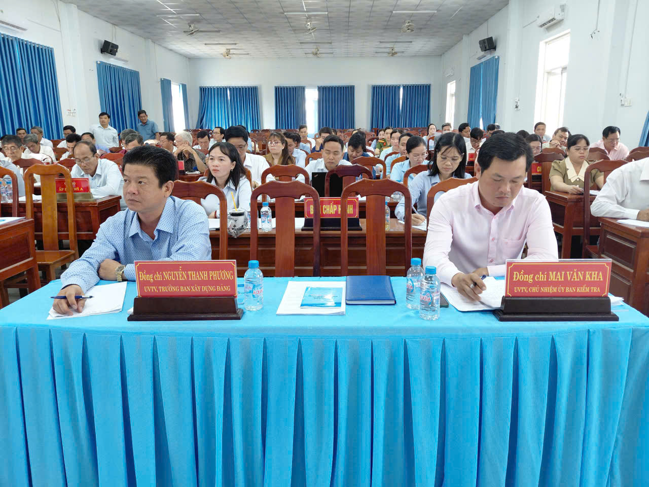 Hội nghị tổng kết công tác năm 2025 các cơ quan tham mưu giúp việc Đảng ủy  