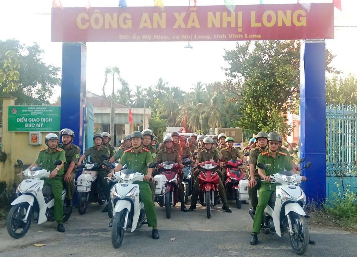 Công an xã Nhị Long ra quân đợt cao điểm trấn áp tội phạm
 
